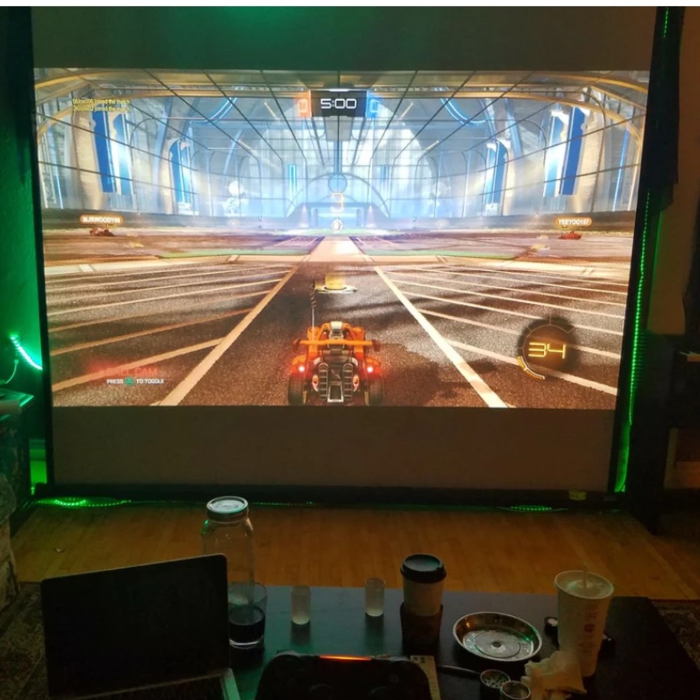 MINI PROJECTOR - Picture 3 of 3
